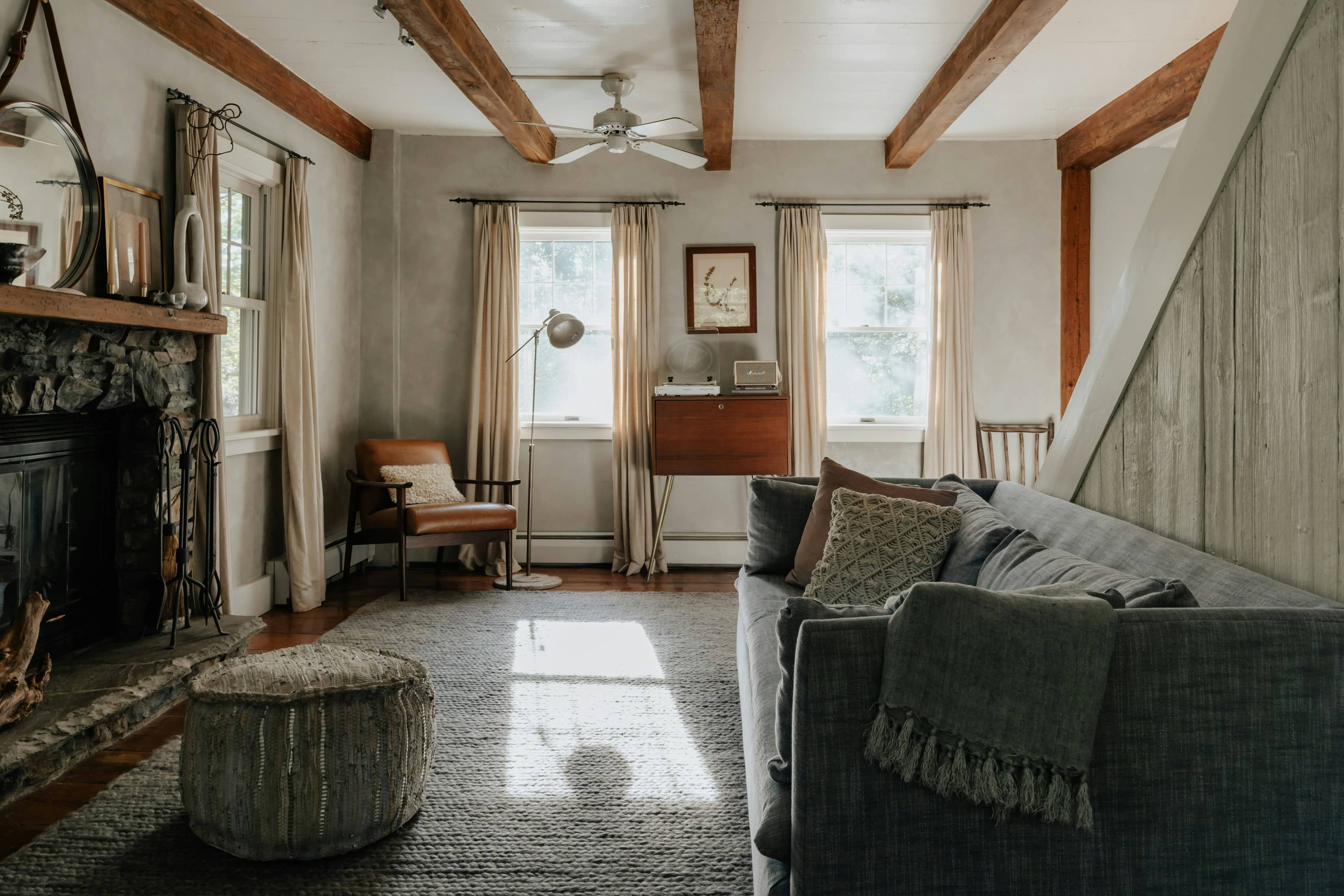 The 15-Minute 'Miracle' Cleanup: How to Tidy Your Entire House Before Guests Arrive