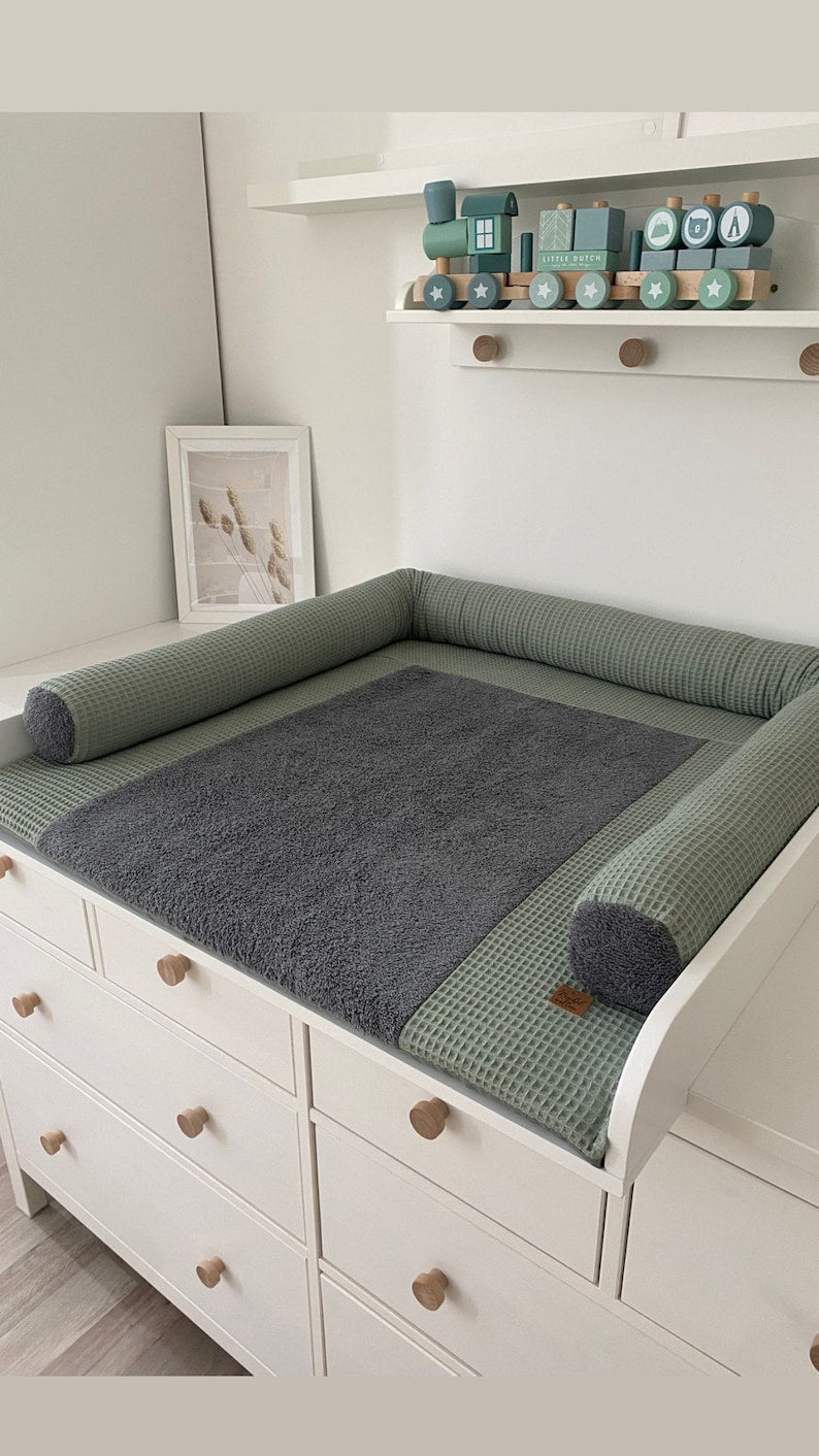Luxury Waffle Piqué Changing Mat Cover with Waterproof Liner & Safety Bolsters (Fits IKEA Hemnes/Malm)