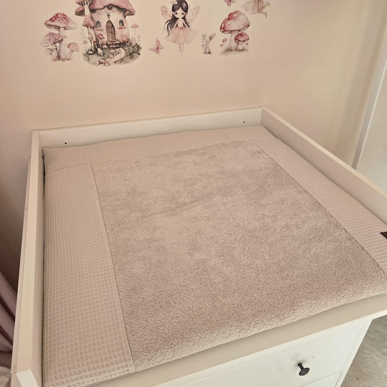 Luxury Waffle Piqué Changing Mat Cover with Waterproof Liner & Safety Bolsters (Fits IKEA Hemnes/Malm)